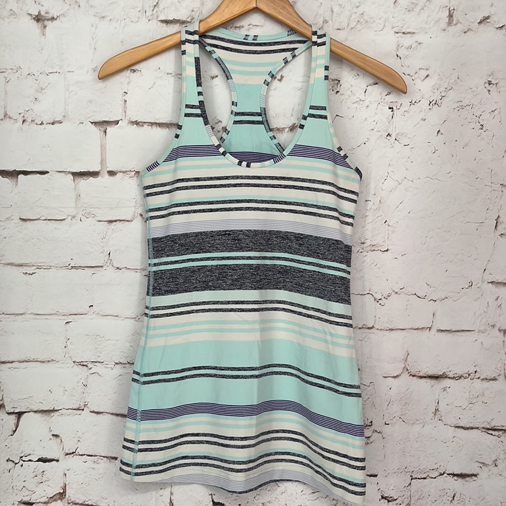✨BUNDLE OF 3✨ lululemon athletica “Cool Racerback” Tank, Size 8 - Picture 5 of 10